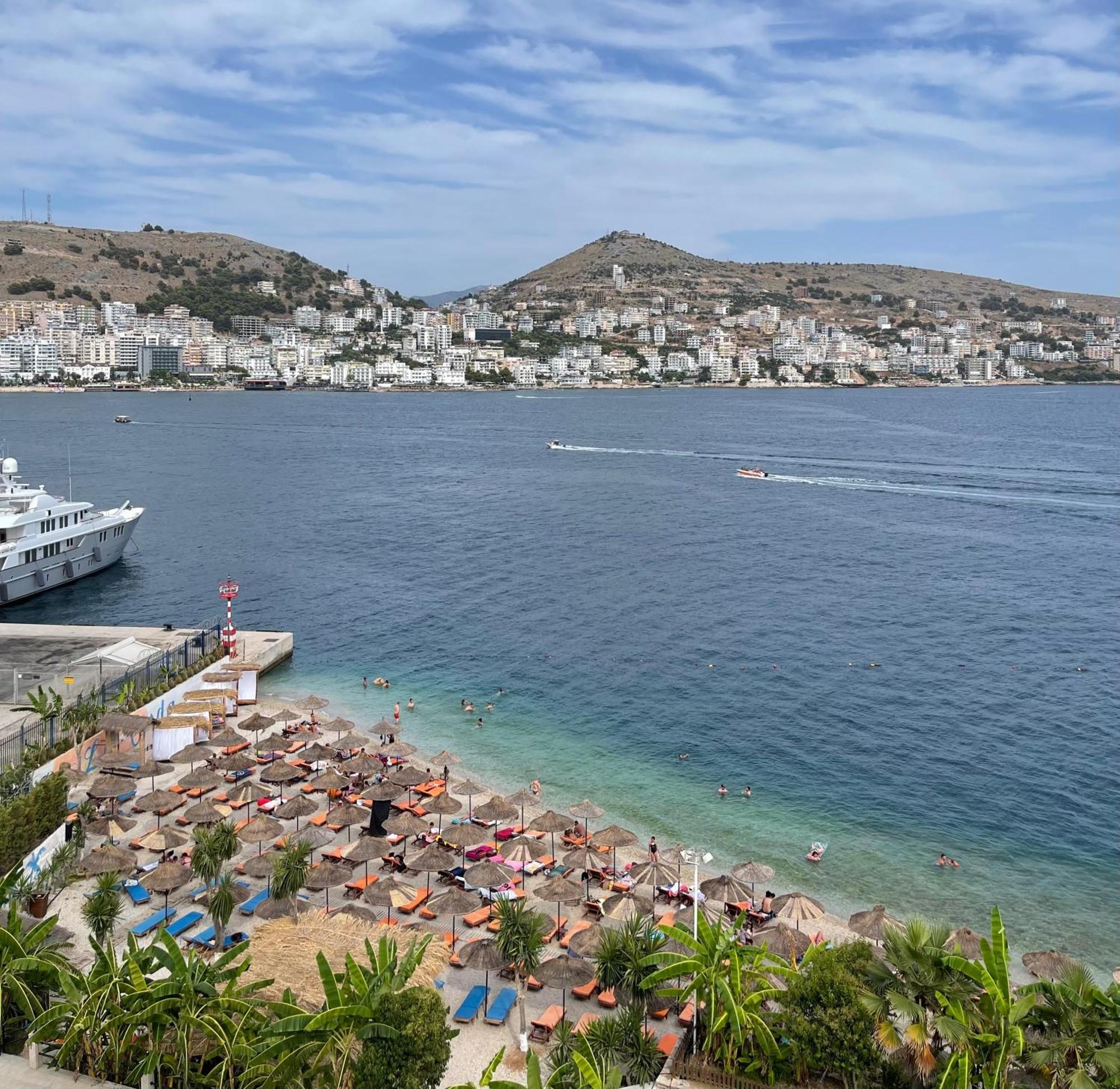 Port Side Sarande Sarandë Exterior foto