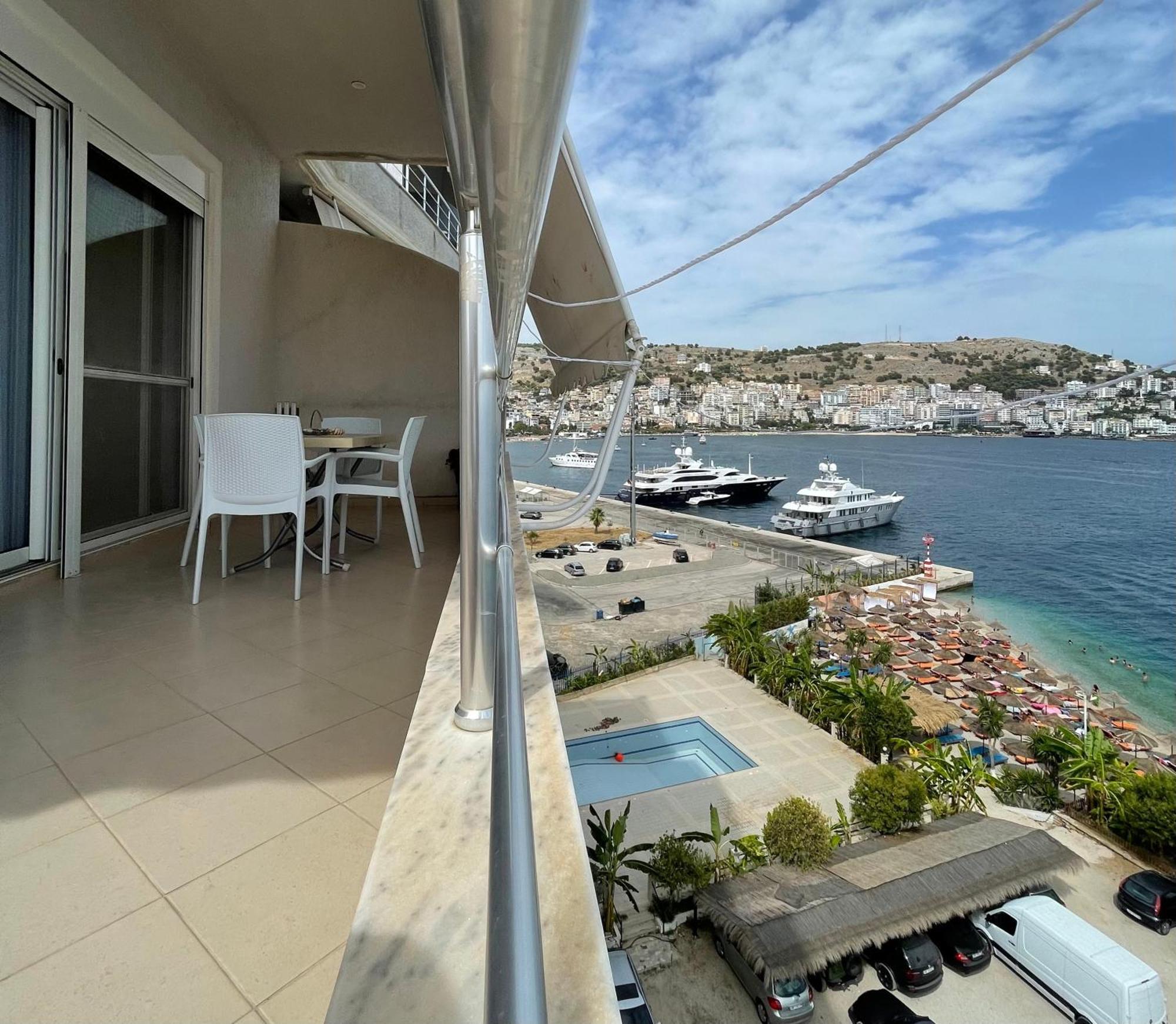 Port Side Sarande Sarandë Exterior foto