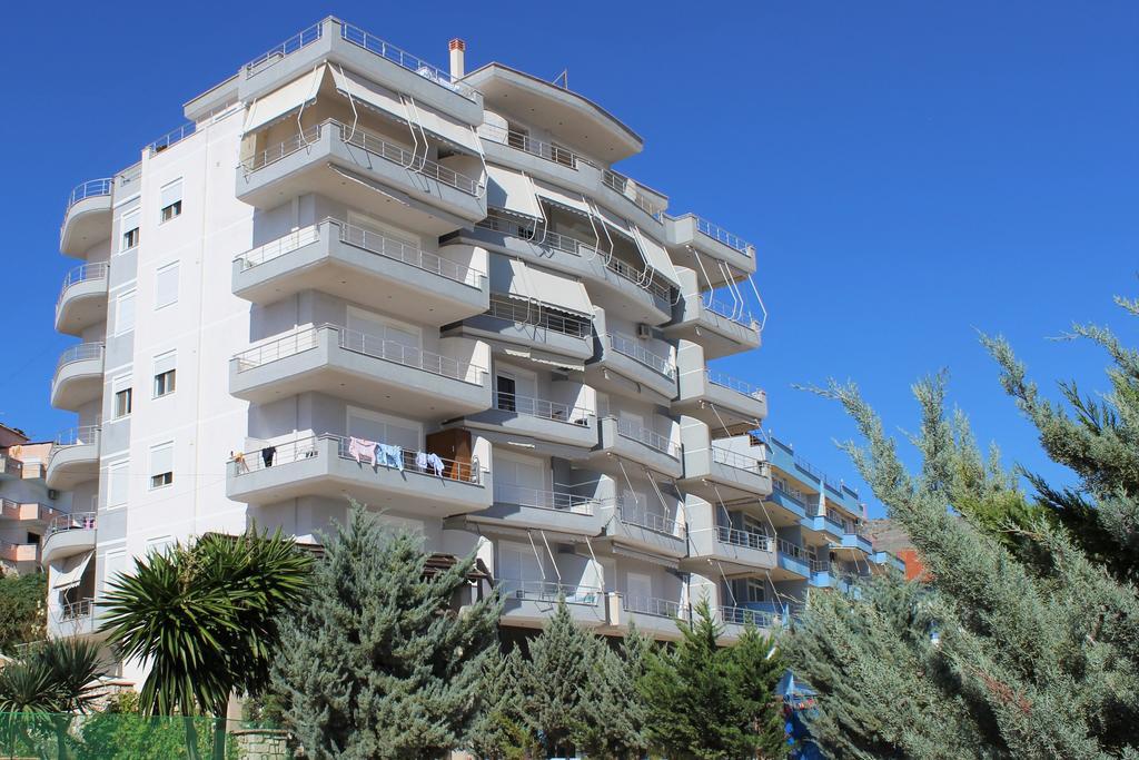 Port Side Sarande Sarandë Exterior foto