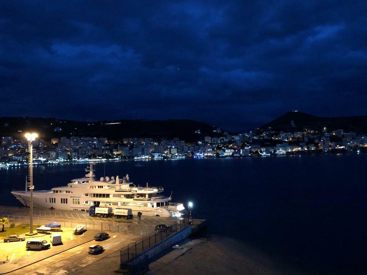 Port Side Sarande Sarandë Exterior foto